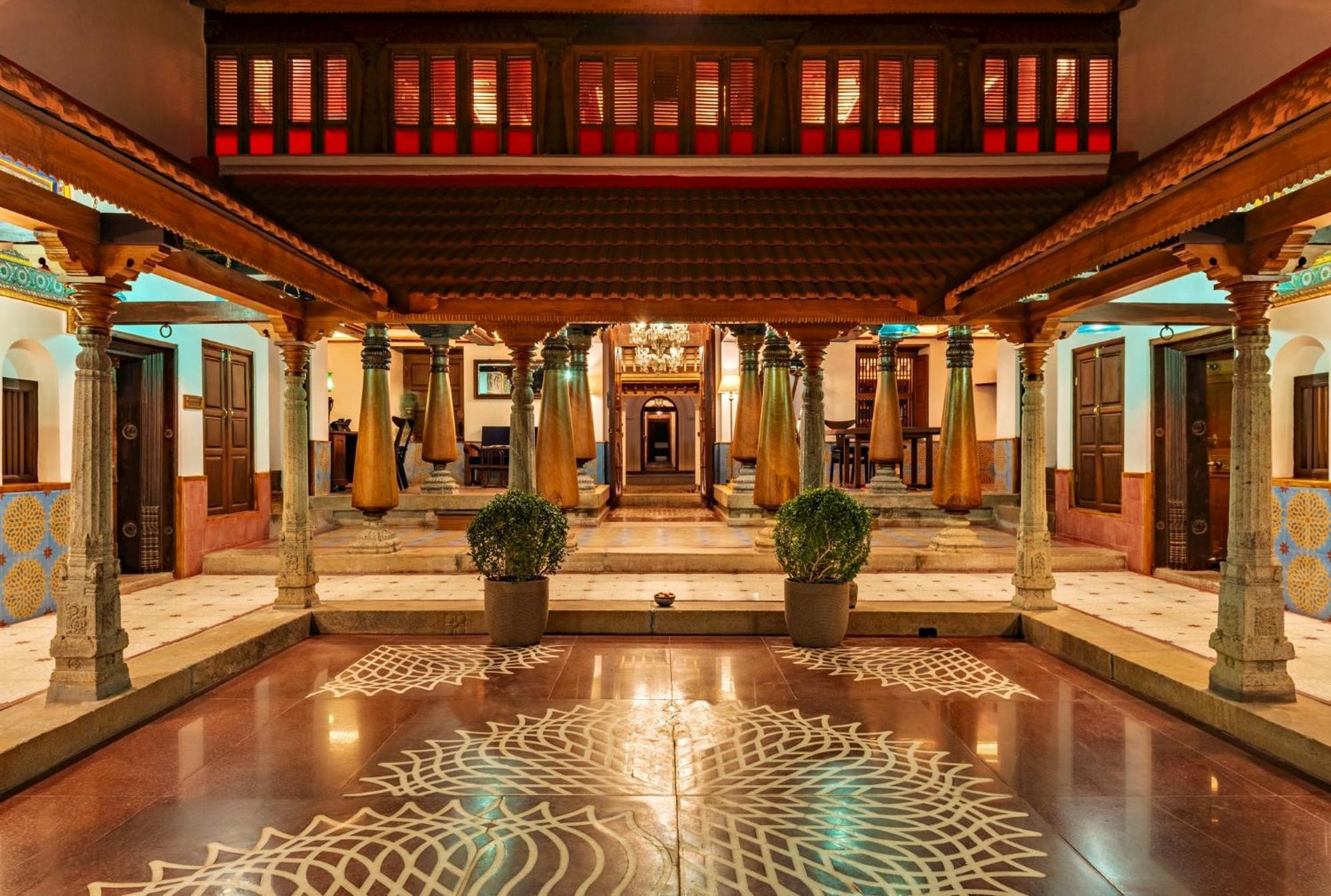 The Lotus Palace Chettinad Karaikudi Exterior foto